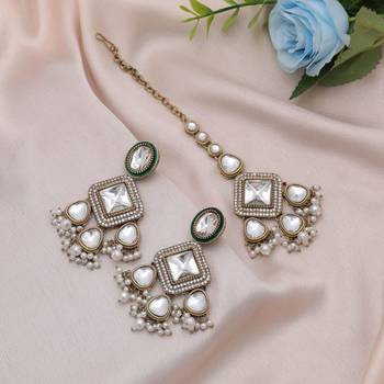 White color kundan earrings tikka set 2
