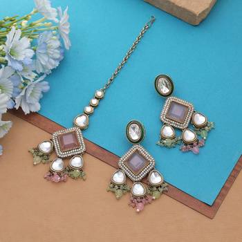 Pink & pista green color kundan earrings tikka set 2