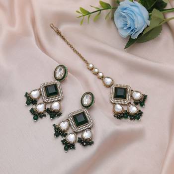 Green color kundan earrings tikka set 1