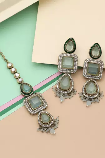 Sky blue color kundan earrings tikka set
