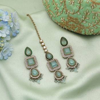 Sky blue color kundan earrings tikka set 2