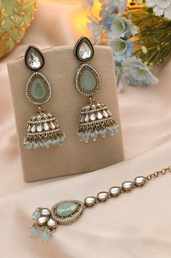 Sky blue color kundan earrings tikka set