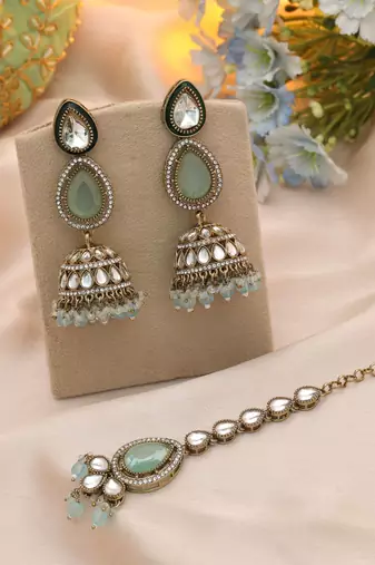 Sky blue color kundan earrings tikka set