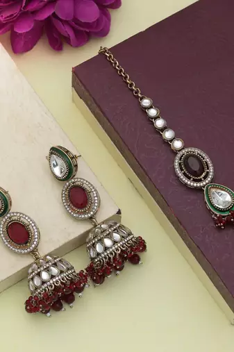 Maroon color kundan earrings tikka set