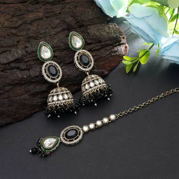 Black color kundan earrings tikka set 2