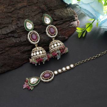 Multi color kundan earrings tikka set 1