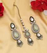 green color kundan earrings tikka set