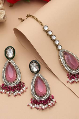 Rani color kundan earrings tikka set