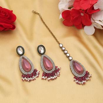 Rani color kundan earrings tikka set 2