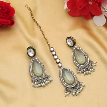 Sky blue color kundan earrings tikka set 2