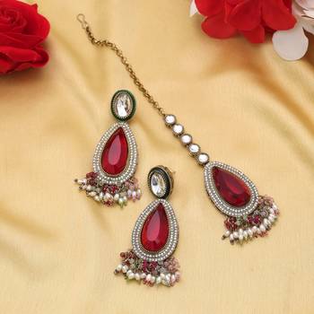 Multi color kundan earrings tikka set 2