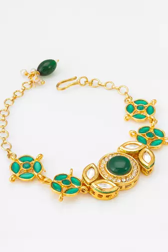 emerald green kundan bracelet