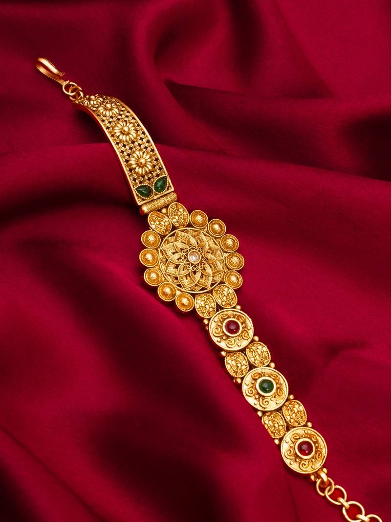 oval floral emerald bracelet