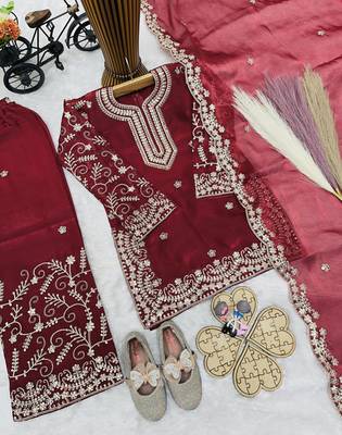 Gmy silk embroidery maroon readymade salwar suit 3