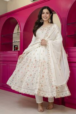 Cream faux georgette  party wear embroidery  suit set 1