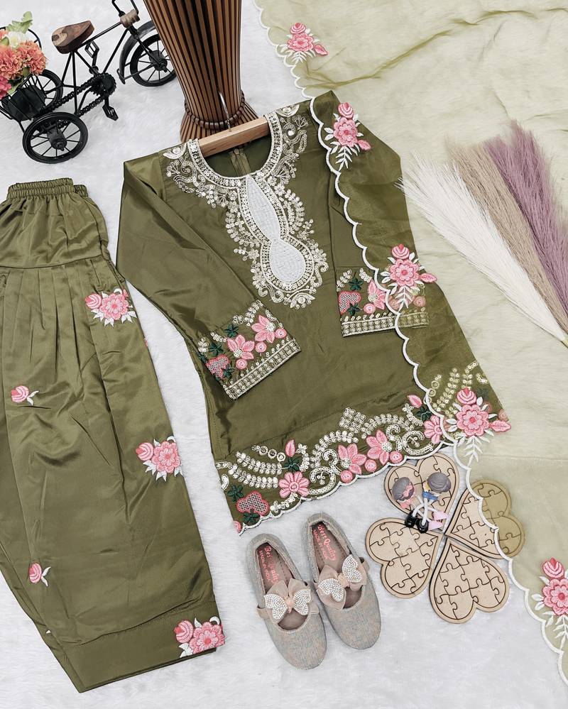 Natural crepe  embroidery green readymade salwar suit