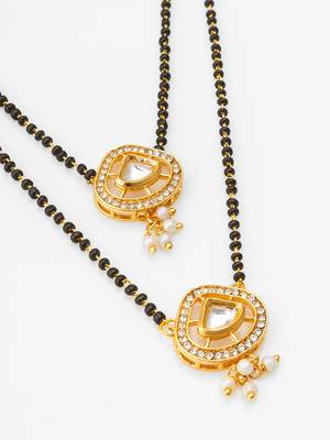 dual pendant kundan mangalsutra with earrings 4
