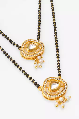 dual pendant kundan mangalsutra with earrings