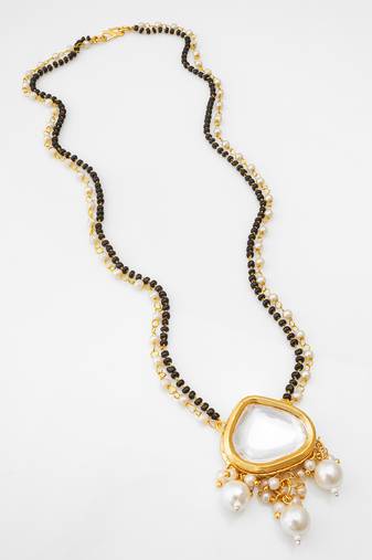 kundan pearl drop mangalsutra set