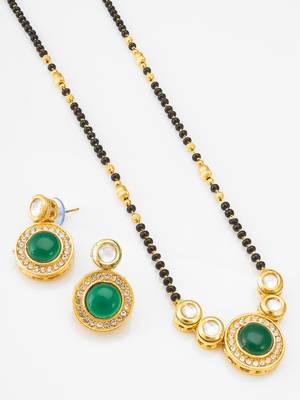 kundan mangalsutra set with green stone circular pendant and crystal earrings 2
