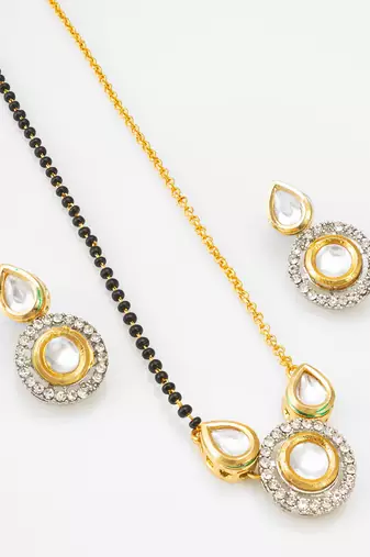 two-tone kundan mangalsutra set with polki and silver-tone crystal earrings