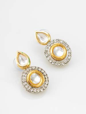 two-tone kundan mangalsutra set with polki and silver-tone crystal earrings 3