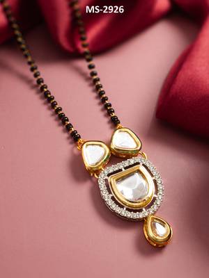 kundan polki mangalsutra with pendant and black bead chain 4