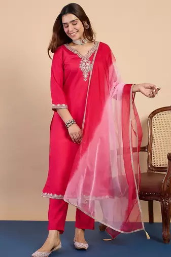 Women’s floral embroidery gadwal silk straight kurta pant set with organza dupatta