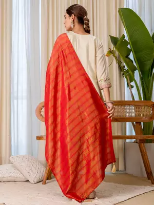 Floral embroidered silk blend blend round neck kurta trouser & dupatta set 2
