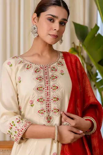 Floral embroidered silk blend blend round neck kurta trouser & dupatta set