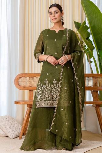 Women’s crush tissue silk blend kurta pant set with floral zari embroidery