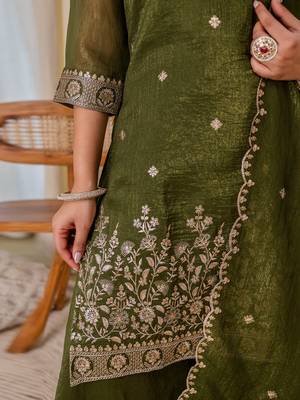 Women   s crush tissue silk blend blend kurta pant set with floral zari embroidery 4