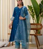 Women’s a-line brownie silk blend kurta pant set with embroidered organza dupatta