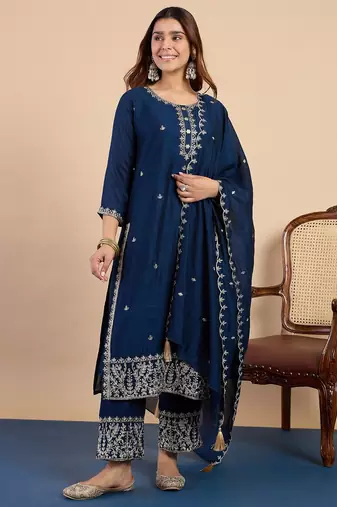Women   s vichitraa silk blend kurta pant set with vichitraa silk blend dupatta