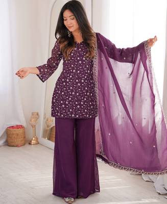 Wine crunchy silk kurta set with sequin & jari work 2