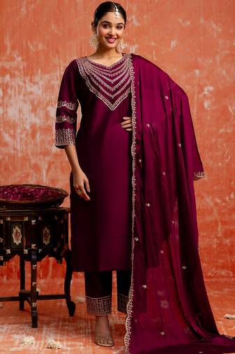 Floral embroidered viscose rayon v neck kurta trouser & dupatta set