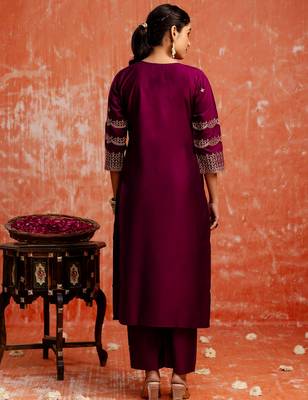 Floral embroidered viscose rayon v neck kurta trouser & dupatta set 2