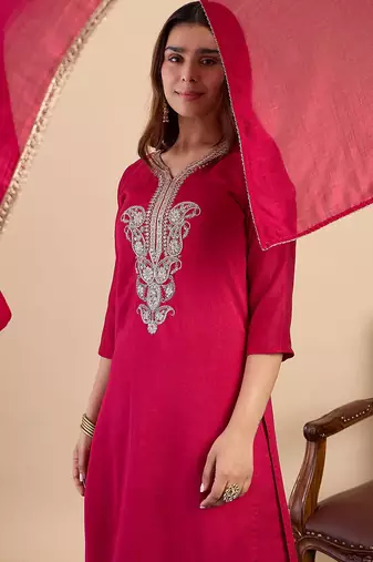 Floral embroidered silk blend blend v neck kurta trouser & dupatta set