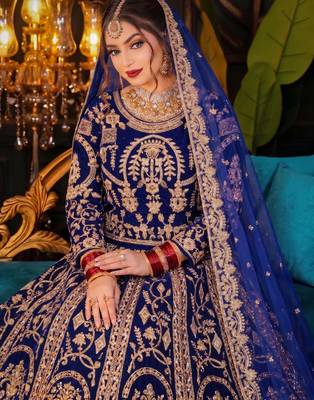 DESIGNER BLUE VELVET FABRIC WEDDING BRIDAL LEHENGA CHOLI SEMI STITCHED 3