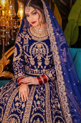 DESIGNER BLUE VELVET FABRIC WEDDING BRIDAL LEHENGA CHOLI SEMI STITCHED