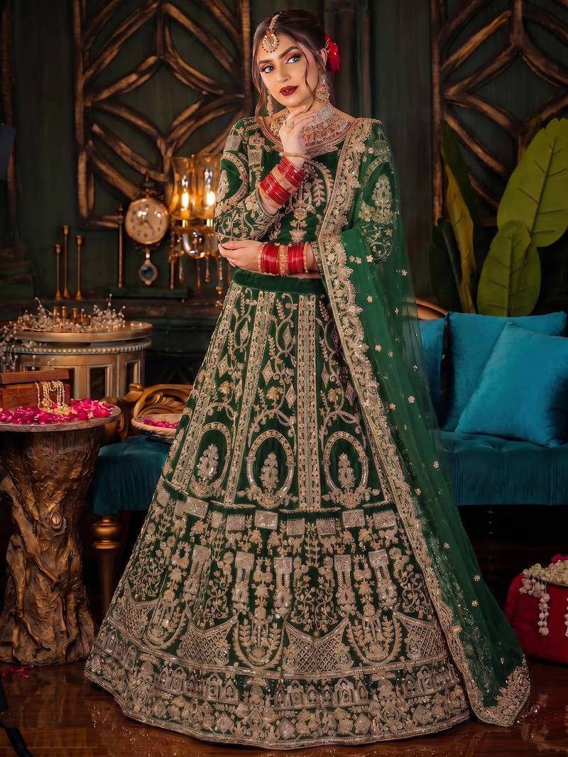 DESIGNER GREEN VELVET FABRIC WEDDING BRIDAL LEHENGA CHOLI SEMI STITCHED
