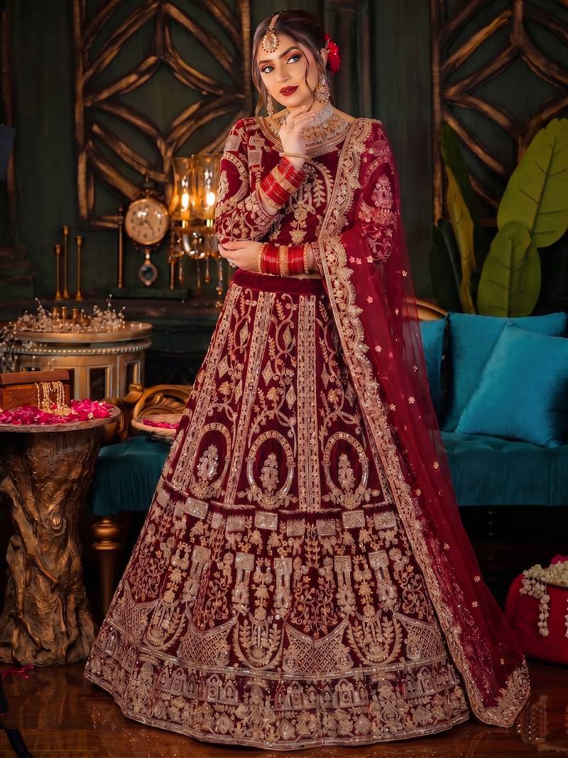 DESIGNER MAROON VELVET FABRIC WEDDING BRIDAL LEHENGA CHOLI SEMI STITCHED