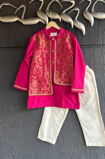 Hot pink embroidered cotton silk kurta set