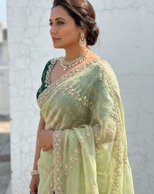 light green gold crush embroidered saree with blouse 2