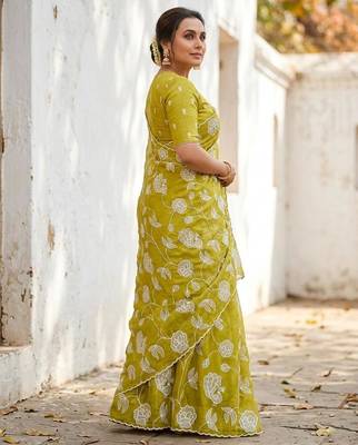 lemon gold crush embroidered saree with blouse 2