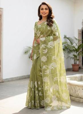 green gold crush embroidered saree with blouse 2