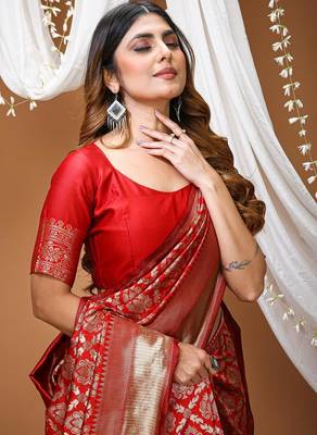 red silk blend zari saree with blouse 5