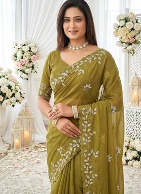lemon georgette embroidered saree with blouse 4