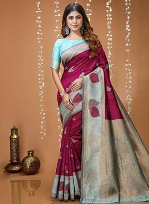 magenta silk blend zari weaving saree with blouse 2