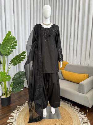 Black natural crepe farshi salwar suit set 2